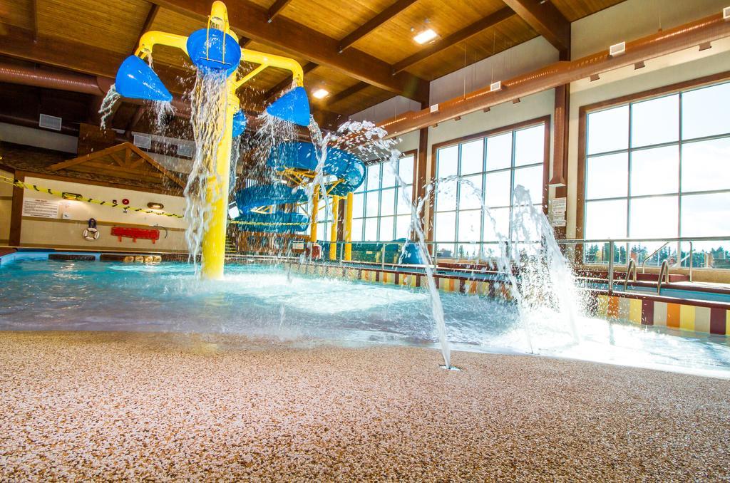 Elkhorn Resort, Spa, And Conference Centre Wasagaming Dış mekan fotoğraf