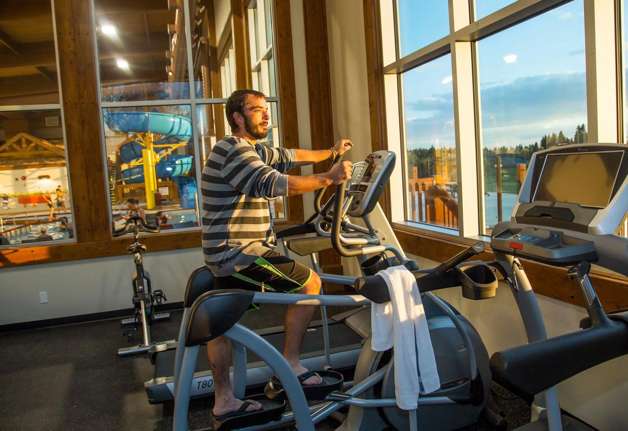 Elkhorn Resort, Spa, And Conference Centre Wasagaming Dış mekan fotoğraf