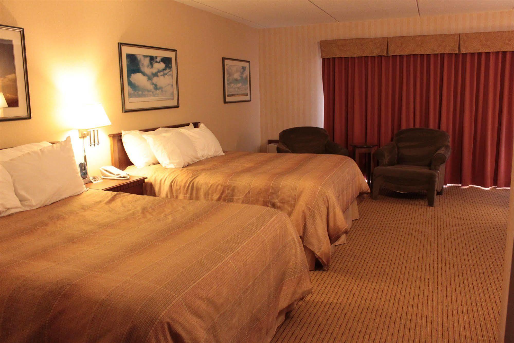 Elkhorn Resort, Spa, And Conference Centre Wasagaming Dış mekan fotoğraf